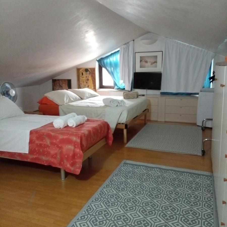 콰르투 산텔레나 Giardini E Mare B&B 외부 사진
