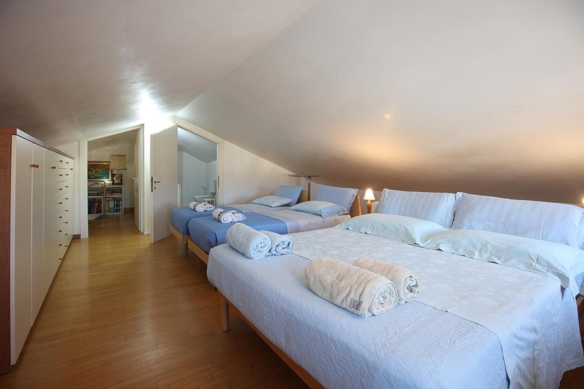 콰르투 산텔레나 Giardini E Mare B&B 외부 사진