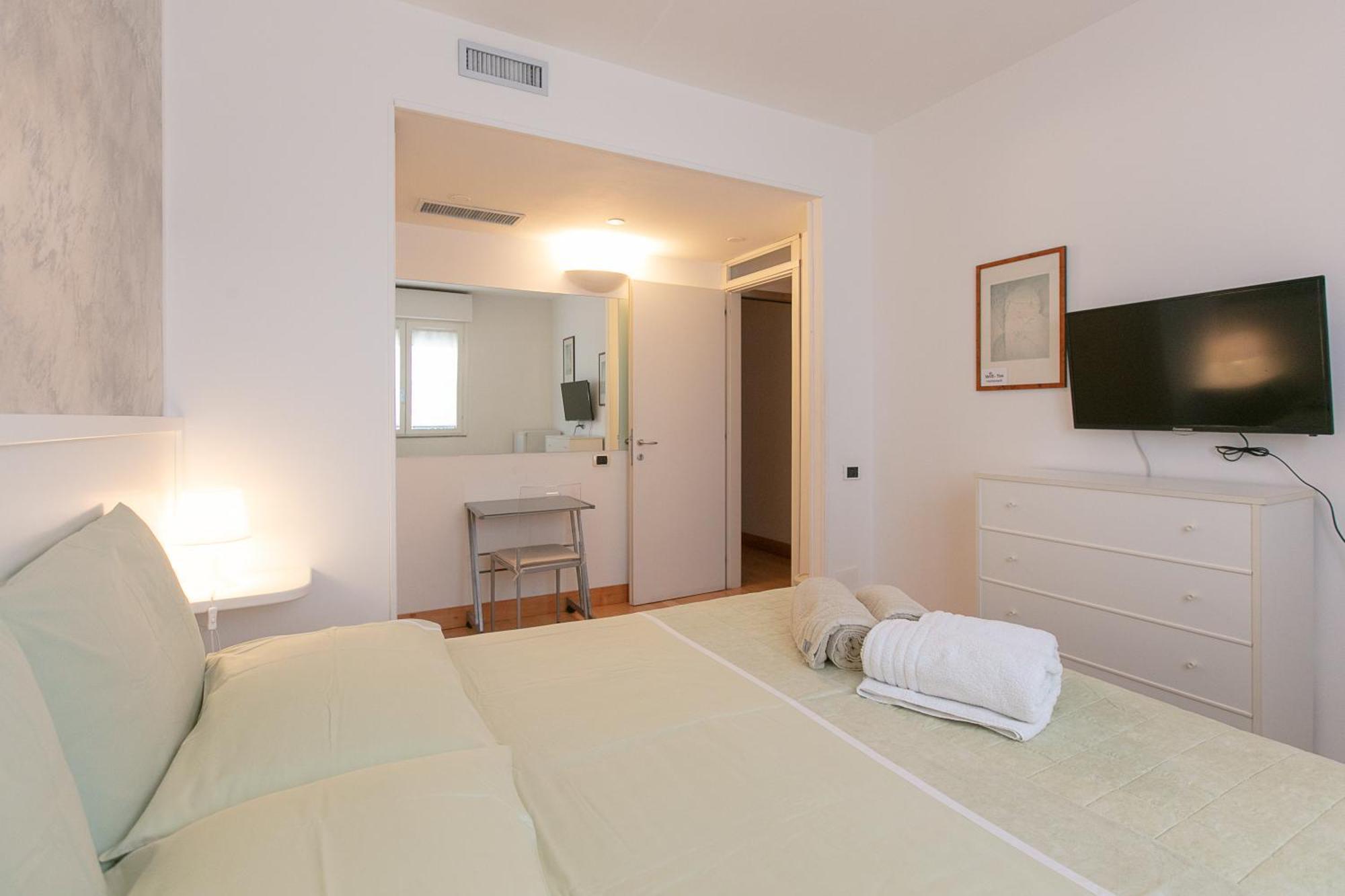 콰르투 산텔레나 Giardini E Mare B&B 외부 사진
